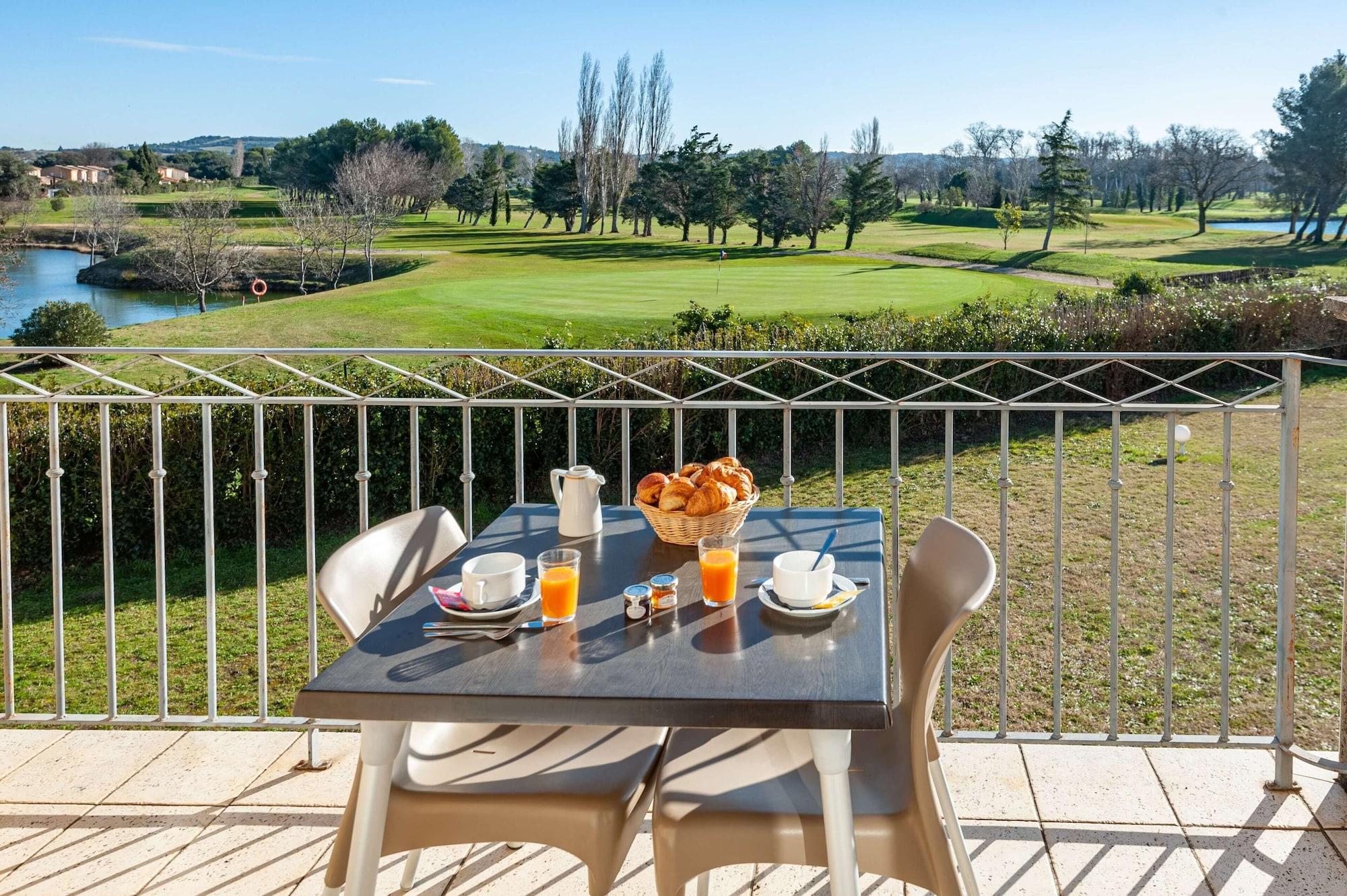 Residhotel Golf Grand Avignon 3* Vedene