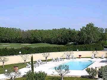 Aparthotel Residhotel Golf Grand Avignon 3*