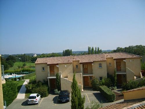 Residhotel Golf Grand Avignon 3*